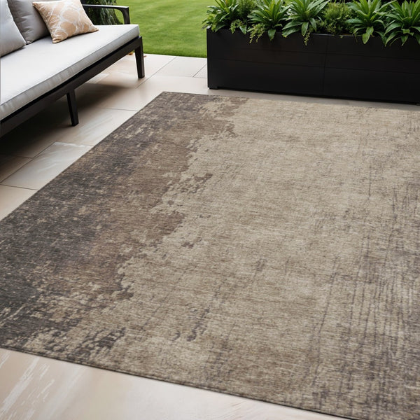 HomeRoots 5' X 8' Taupe and Beige Abstract Area Rug - Stylish, Durable, Washable for Indoor & Outdoor Spaces 625572