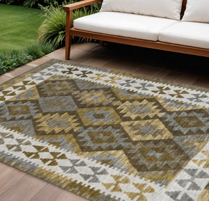 HomeRoots 9' X 12' Tribal Washable Area Rug in Brown, Ivory & Gold - Stylish, Durable, Indoor/Outdoor Design! 625724