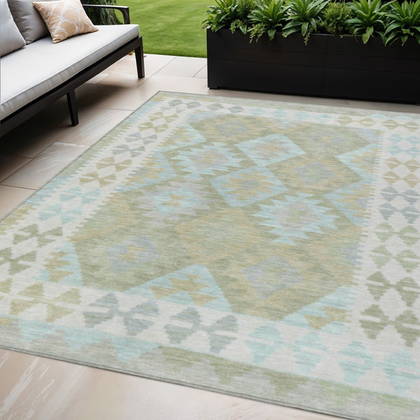 HomeRoots 5' Stylish Sage Sky Blue & Copper Tribal Washable Area Rug for Indoor & Outdoor Durability & Charm 625757