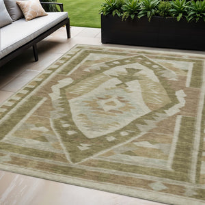 HomeRoots 5' Stylish Tribal Washable Area Rug - Neutral Linen, Ivory & Brown for Indoor/Outdoor Spaces 625793