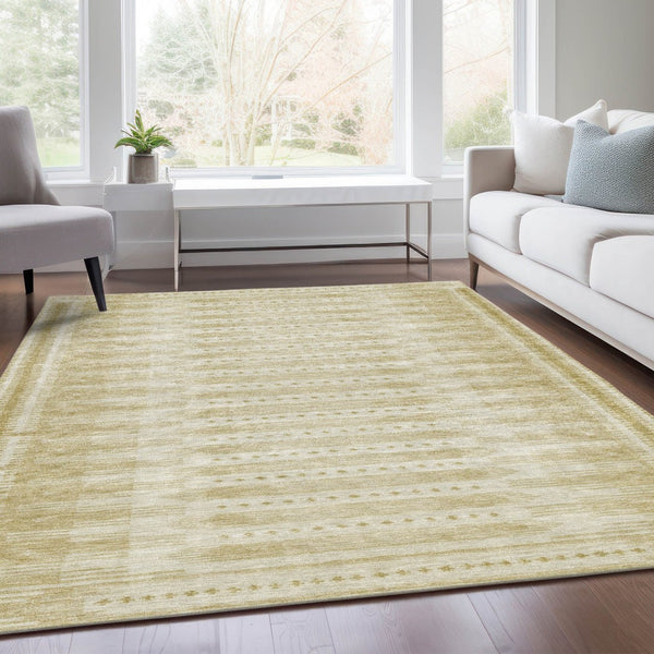 HomeRoots 5' Gold and Beige Geometric Washable Area Rug - Durable, Stylish Indoor/Outdoor Accent for All Spaces 625811
