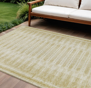 HomeRoots 8' X 10' Gold and Beige Geometric Area Rug - Durable, Washable Indoor/Outdoor Design for Any Space 625813