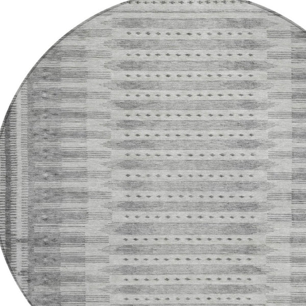 HomeRoots 8' Gray and Silver Round Geometric Area Rug – Modern, Washable Design for Indoor & Outdoor Spaces! 625818