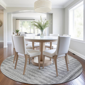 HomeRoots 8' Gray and Silver Round Geometric Area Rug – Modern, Washable Design for Indoor & Outdoor Spaces! 625818