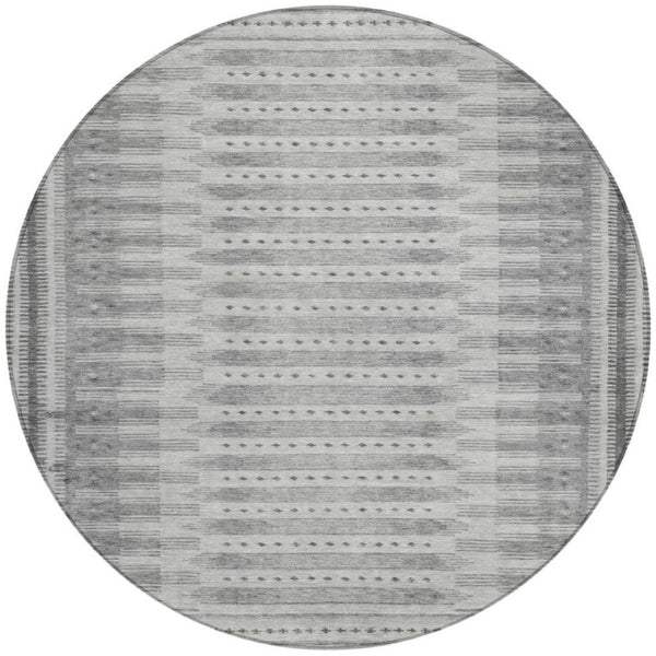 HomeRoots 8' Gray and Silver Round Geometric Area Rug – Modern, Washable Design for Indoor & Outdoor Spaces! 625818