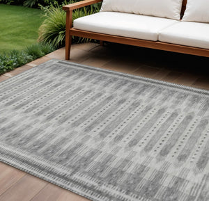 HomeRoots 10' X 14' Stylish Gray & Silver Geometric Area Rug – Durable, Washable Indoor/Outdoor Comfort! 625821