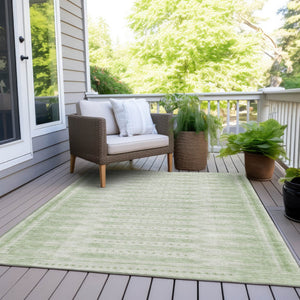 HomeRoots 5' Geometric Sage and Ivory Area Rug - Washable, Stylish, Durable for Indoor and Outdoor Use! 625829