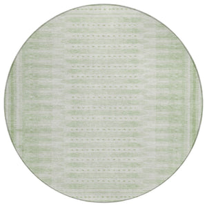HomeRoots 8' Sage and Ivory Round Geometric Rug - Stylish, Washable Indoor/Outdoor Area Rug for High-Traffic Spaces 625830