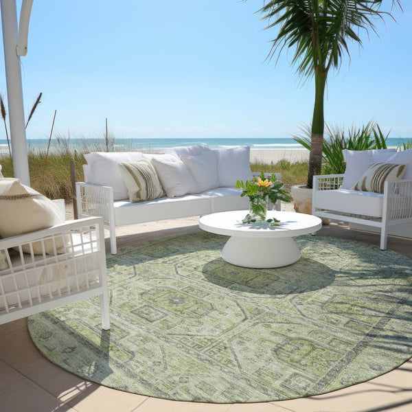 HomeRoots 8' Round Geometric Rug in Artichoke Green & Gray - Stylish, Washable, Indoor/Outdoor Durable Design 625878