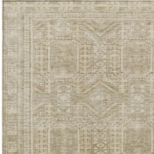 HomeRoots 5' X 8' Beige And Ivory Geometric Area Rug – Washable, Versatile Design for Indoor & Outdoor Spaces 625895