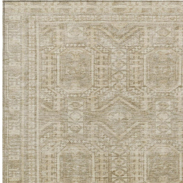 HomeRoots 5' X 8' Beige And Ivory Geometric Area Rug – Washable, Versatile Design for Indoor & Outdoor Spaces 625895