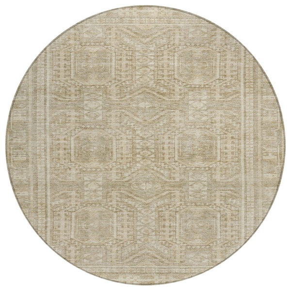 HomeRoots 8' Beige and Ivory Round Geometric Area Rug - Washable, Durable, Perfect for Indoor & Outdoor Spaces 625896