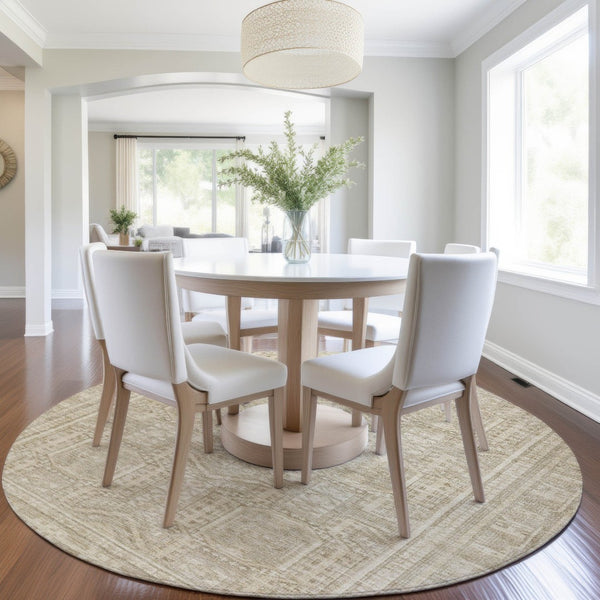 HomeRoots 8' Beige and Ivory Round Geometric Area Rug - Washable, Durable, Perfect for Indoor & Outdoor Spaces 625896
