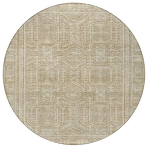 HomeRoots 8' Beige and Ivory Round Geometric Area Rug - Washable, Durable, Perfect for Indoor & Outdoor Spaces 625896