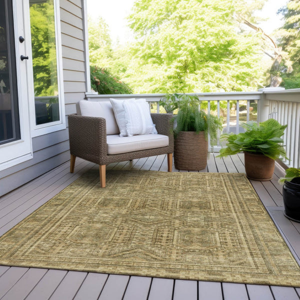 HomeRoots 5' Khaki and Beige Geometric Indoor Outdoor Area Rug - Modern, Durable, Washable, Versatile Design 625907