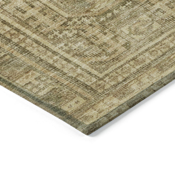 HomeRoots 8' Khaki and Beige Round Geometric Area Rug - Stylish, Durable, Washable for Indoor & Outdoor Use 625908