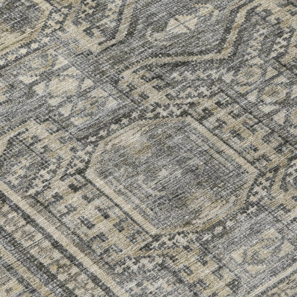 HomeRoots 8' Stylish Pewter and Beige Round Geometric Indoor Outdoor Area Rug - Durable, Washable, Versatile! 625926