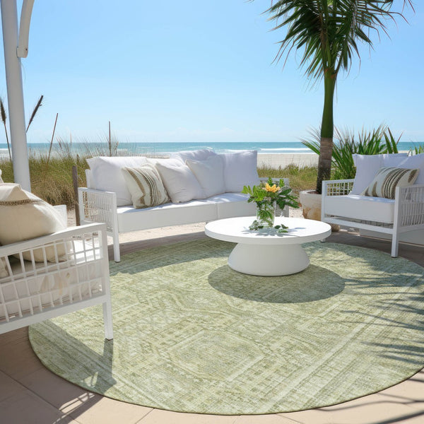 HomeRoots 8' Sage and Ivory Round Geometric Rug - Washable, Stain-Resistant, Versatile for Indoor & Outdoor Use 625932