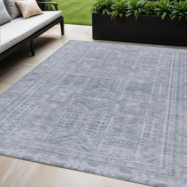 HomeRoots 5' Sky Blue & Silver Geometric Rug - Washable, Durable Indoor/Outdoor Area Rug for Modern Spaces 625937