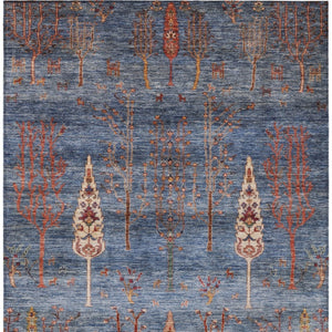 HomeRoots 5' Blue and Rust Floral Area Rug - Durable, Washable, Stylish for Indoor & Outdoor Spaces, 5'x8' 625991