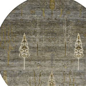 HomeRoots 8' Round Floral Pewter and Gold Area Rug - Washable, Durable, Indoor/Outdoor Charm for Any Space 625998