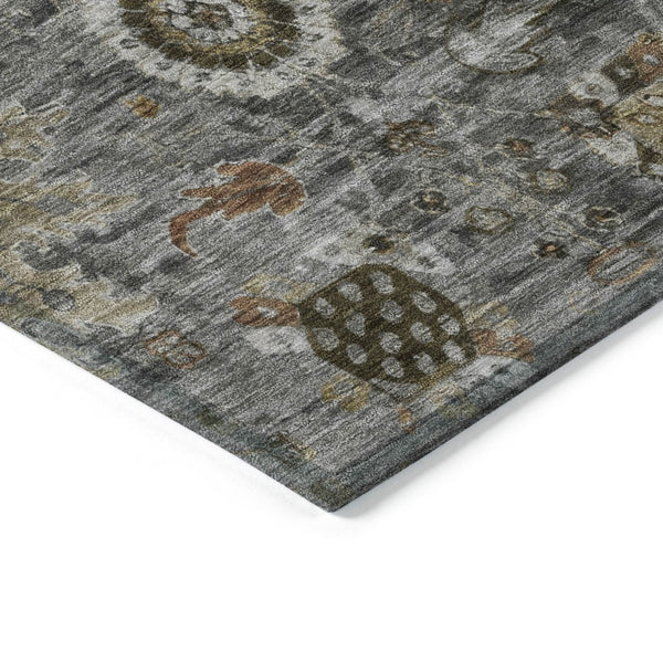 HomeRoots 8' Stylish Floral Medallion Washable Round Rug - Durable Indoor/Outdoor Design for High-Traffic Spaces 626142