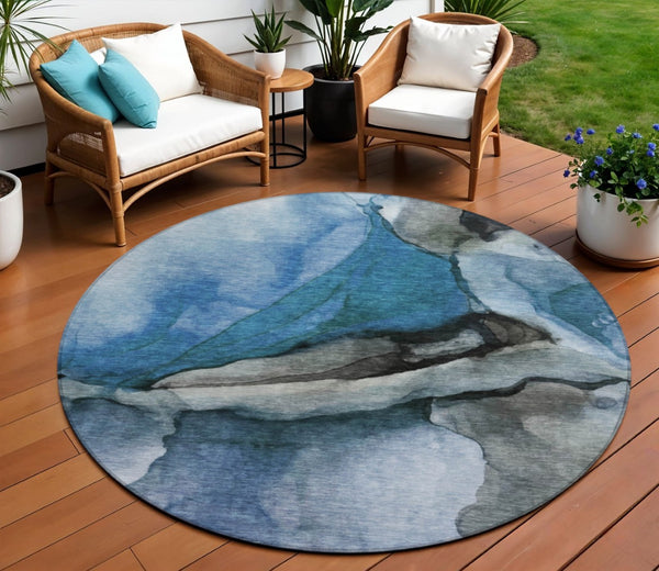 HomeRoots 5' Blue and Gray Abstract Area Rug - Stylish, Washable, Indoor/Outdoor Durable Design for High Traffic Spaces 8' Round 626466