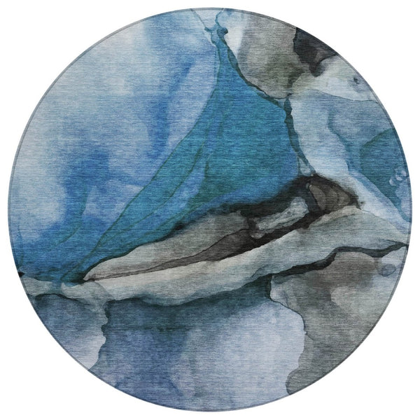 HomeRoots 5' Blue and Gray Abstract Area Rug - Stylish, Washable, Indoor/Outdoor Durable Design for High Traffic Spaces 8' Round 626466