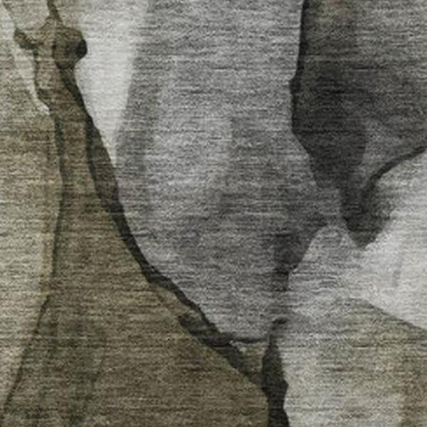 HomeRoots 5' Gray and Silver Abstract Indoor Outdoor Area Rug - Stylish, Washable, Durable for Modern Spaces 10' X 14' 626475
