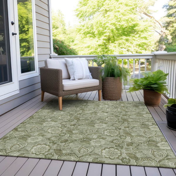 HomeRoots 5' Timeless Floral Area Rug in Artichoke and Fern Green - Durable, Washable for Indoor & Outdoor Use 5' X 8' 626583