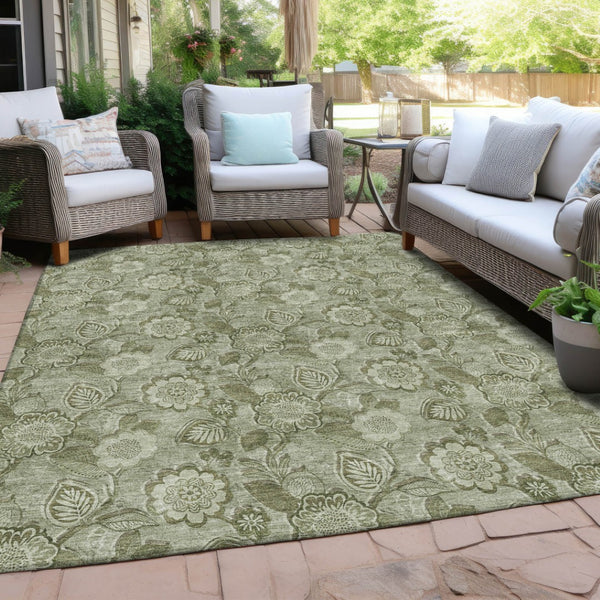 HomeRoots 5' Timeless Floral Area Rug in Artichoke and Fern Green - Durable, Washable for Indoor & Outdoor Use 8' X 10' 626585
