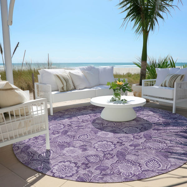 HomeRoots 5' Vibrant Floral Washable Area Rug for Indoor and Outdoor Spaces - Perfect for High-Traffic Homes! 8' Round 626620