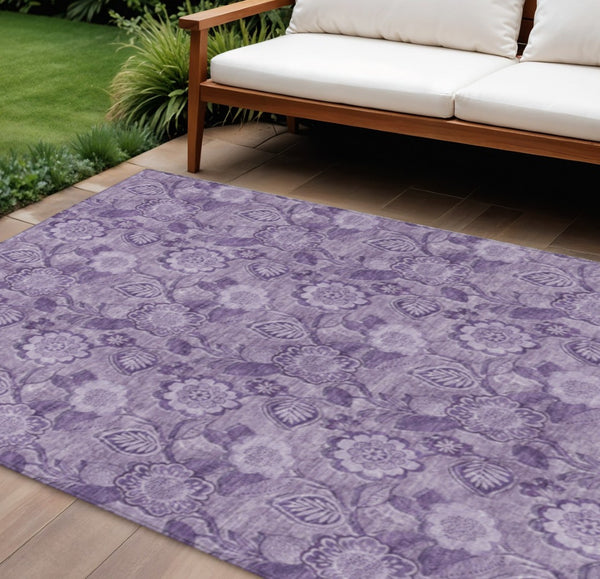 HomeRoots 5' Vibrant Floral Washable Area Rug for Indoor and Outdoor Spaces - Perfect for High-Traffic Homes! 10' X 14' 626623