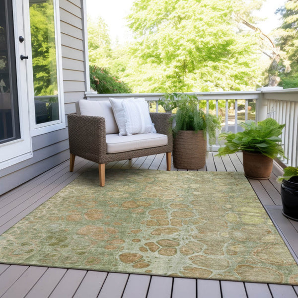 HomeRoots 5' Artichoke Green and Beige Abstract Area Rug – Stylish Washable Design for Indoor and Outdoor Use 5' X 8' 626643