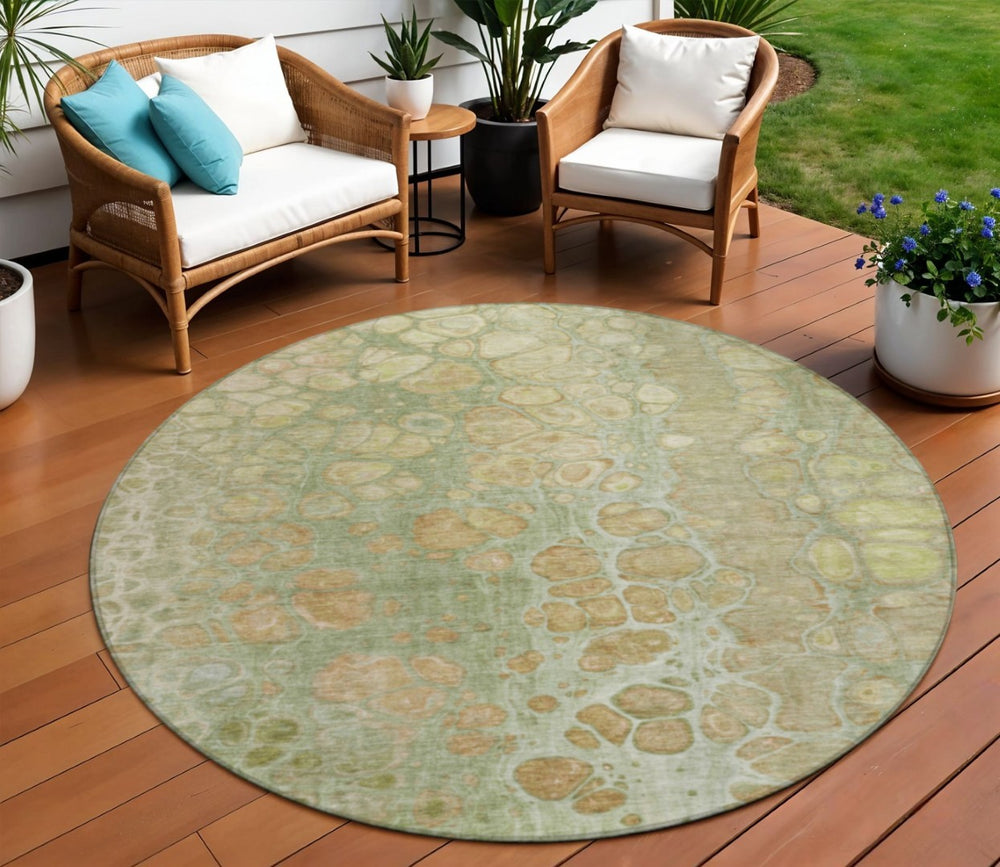 HomeRoots 5' Artichoke Green and Beige Abstract Area Rug – Stylish Washable Design for Indoor and Outdoor Use 8' Round 626644