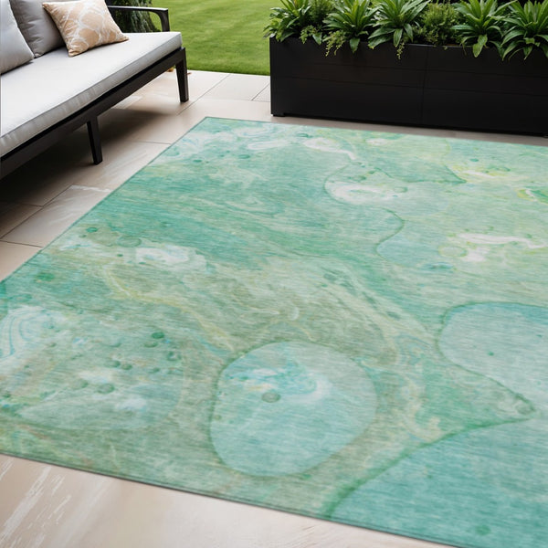 HomeRoots 5' Washable Indoor/Outdoor Area Rug in Teal Blue, Mint Green & Ivory – Modern Abstract Design 5' X 8' 626697