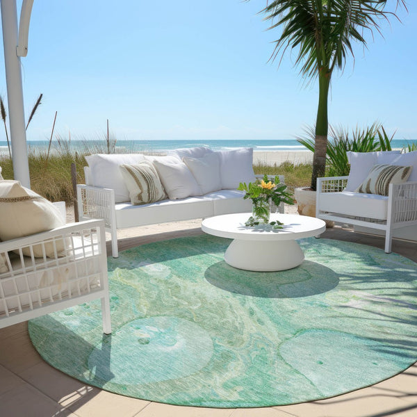 HomeRoots 5' Washable Indoor/Outdoor Area Rug in Teal Blue, Mint Green & Ivory – Modern Abstract Design 8' Round 626698