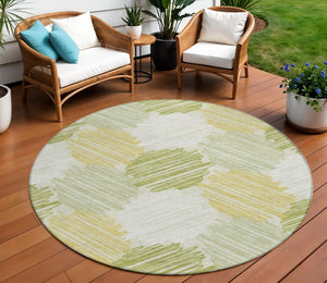 HomeRoots 5' Stylish Green Ivory Gold Geometric Washable Area Rug for Indoor Outdoor High-Traffic Spaces 8' Round 626716