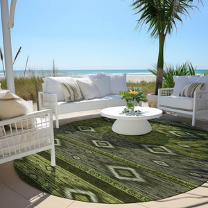 HomeRoots 5' Tribal Area Rug in Artichoke Green, Gray & Fern Green - Durable, Washable for Indoor & Outdoor Use 8' Round 626728