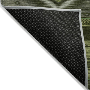 HomeRoots 5' Tribal Area Rug in Artichoke Green, Gray & Fern Green - Durable, Washable for Indoor & Outdoor Use 8' Round 626728