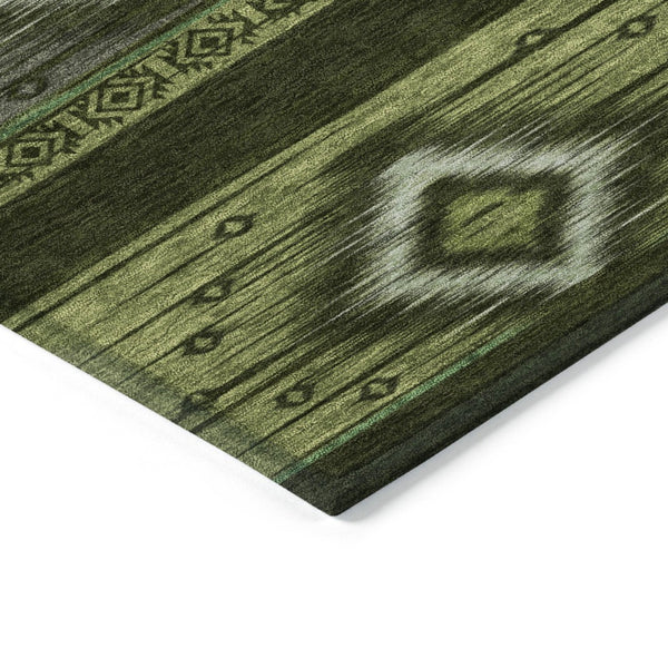 HomeRoots 5' Tribal Area Rug in Artichoke Green, Gray & Fern Green - Durable, Washable for Indoor & Outdoor Use 8' Round 626728