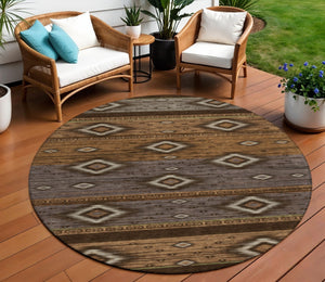 HomeRoots 5' Stylish Chocolate Copper and Gray Tribal Washable Area Rug for Indoor and Outdoor Spaces 8' Round 626734