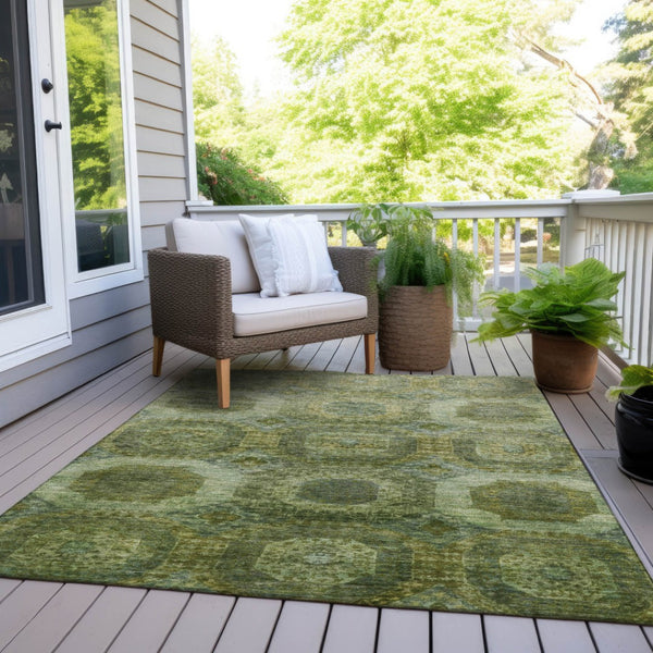 HomeRoots 5' Artichoke Green and Beige Medallion Area Rug - Durable, Washable Design for Indoor & Outdoor Use 5' X 8' 626751