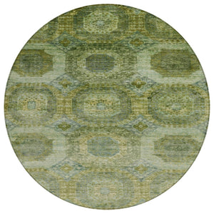 HomeRoots 5' Artichoke Green and Beige Medallion Area Rug - Durable, Washable Design for Indoor & Outdoor Use 8' Round 626752