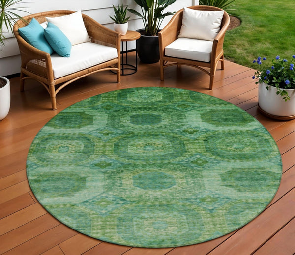 HomeRoots 5' Emerald Medallion Washable Indoor Outdoor Area Rug - Durable, Elegant, and Easy-Care Design 8' Round 626764