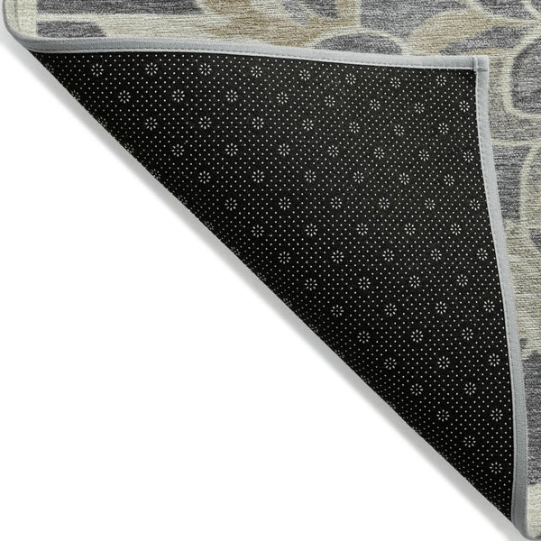 HomeRoots 5' Elegant Beige and Charcoal Damask Area Rug for Indoor and Outdoor Use, Machine Washable Design 8' Round 626873