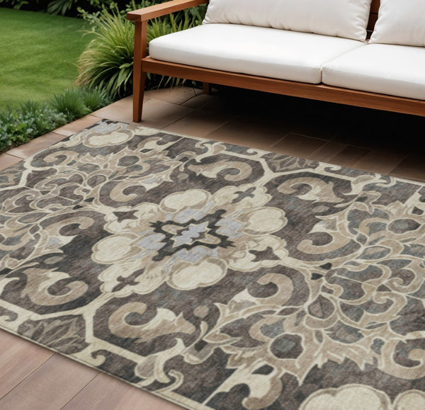 HomeRoots 5' Chocolate and Taupe Damask Area Rug - Elegant, Durable, Machine Washable for Indoor & Outdoor Use 10' X 14' 626888