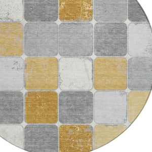 HomeRoots 5' Gold and Gray Geometric Indoor Outdoor Area Rug - Stylish, Washable, and Stain-Resistant Solution 8' Round 626938
