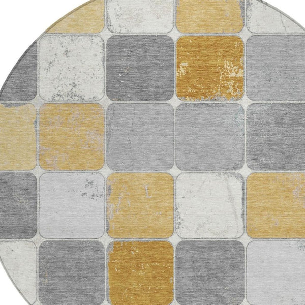 HomeRoots 5' Gold and Gray Geometric Indoor Outdoor Area Rug - Stylish, Washable, and Stain-Resistant Solution 8' Round 626938