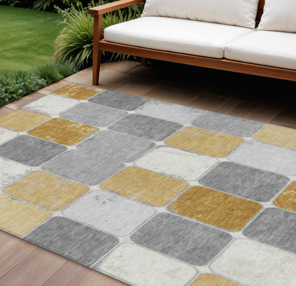 HomeRoots 5' Gold and Gray Geometric Indoor Outdoor Area Rug - Stylish, Washable, and Stain-Resistant Solution 9' X 12' 626940
